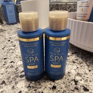 Bath & Body Works True Blue Spa Body Lotion in Blue and Gold